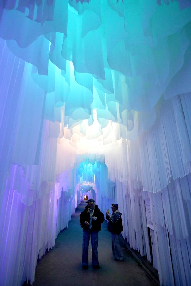 Zagreb: Instalacija Polarni san jedan je od najatraktivnijih sadržaja Adventa u Zagrebu