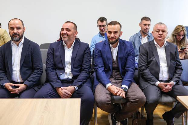 Zagreb: Zapo&ccaron;elo su&dstrok;enje &ccaron;etvorici biv&scaron;ih ministara u Vladi Andreja Plenkovi&cacute;a