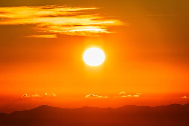 Biokovo  -  Zalaz sunca promatran sa vrhova Biokova 1100m/nm