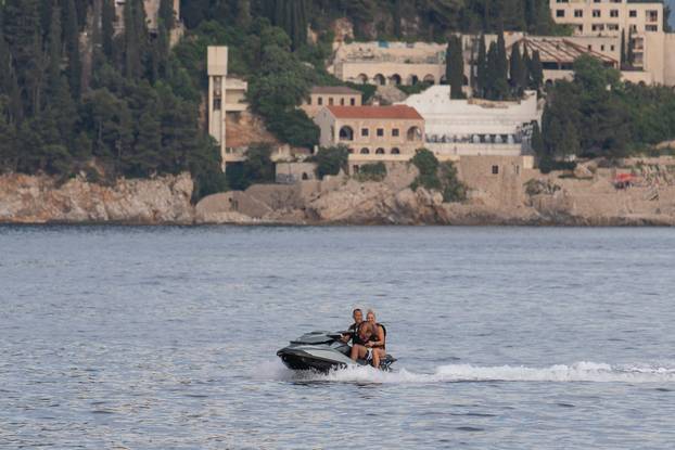 EKSKLUZIVNO Bivši zaručnik Jennifer Lopez Alex Rodriguez  u Dubrovniku uživa na jet skiju u društvu djevojke  Jaclyn