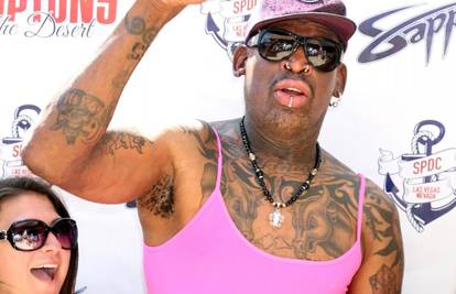 Rodman na proslavi rođendana udario muškarca iz čista mira?