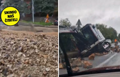VIDEO Nevjerojatne scene iz Rijeke: 'Bujica je prevrnula bager. Veliki je kolaps na cesti!'