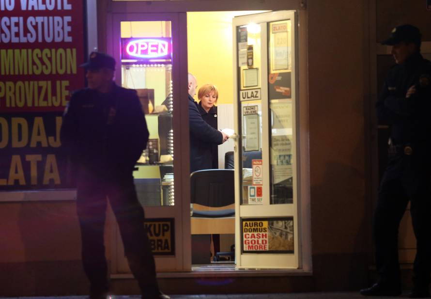 Opljačkao ured za otkup zlata u Šibeniku, policija ga traži