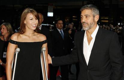 Clooneyjeva djevojka nosila štiklu sa štakama