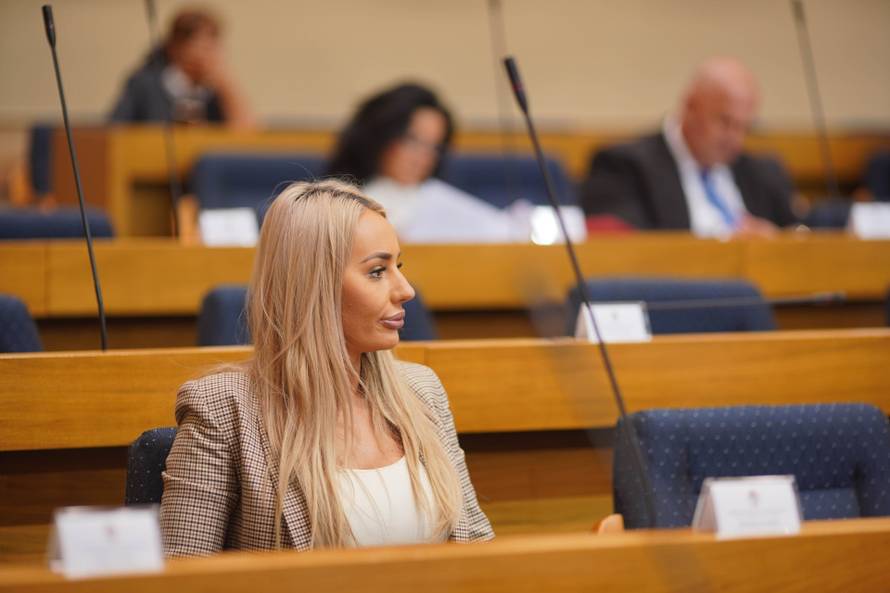 Banja Luka: Nikolina Šljivić na sjednici s temom nuklearnog objekta kojeg želi graditi Hrvatska 