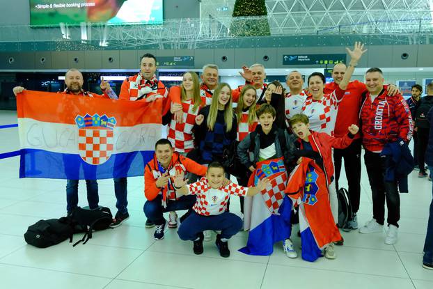 Hrvatski navijači s Plesa kreću prema Dohi dati podršku hrvatskoj nogometnoj reprezentaciji