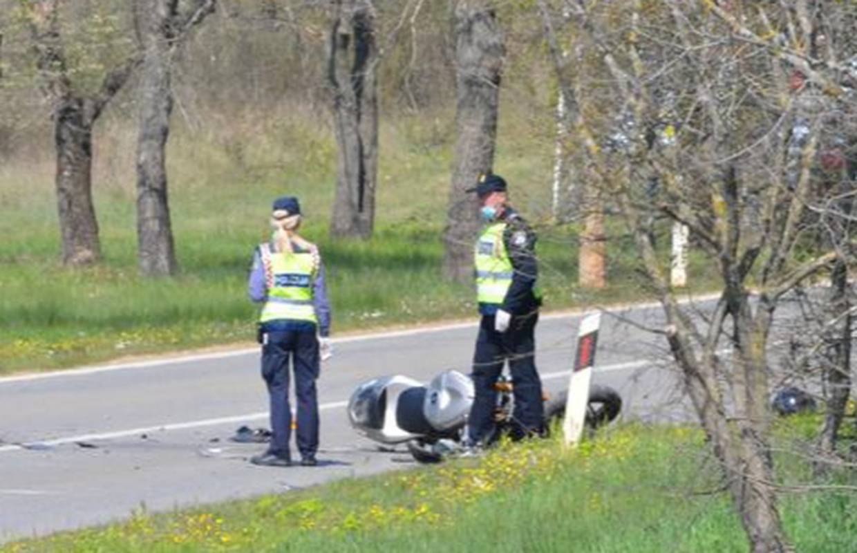 Motociklist teže ozlijeđen, vozač (69) Fiata Pande skrenuo je bez žmigavca dok ga ovaj preticao