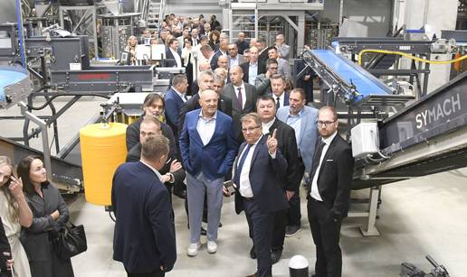 &Dstrok;ur&dstrok;evac dobio suvremeni logisti&ccaron;ko-distributivni centar za vo&cacute;e i povr&cacute;e, evo kako izgleda