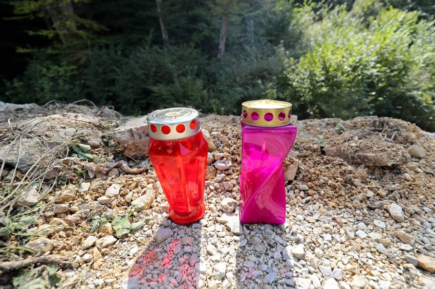 Auto je pao u potok, mladići su izašli, ali djevojka nije uspjela...