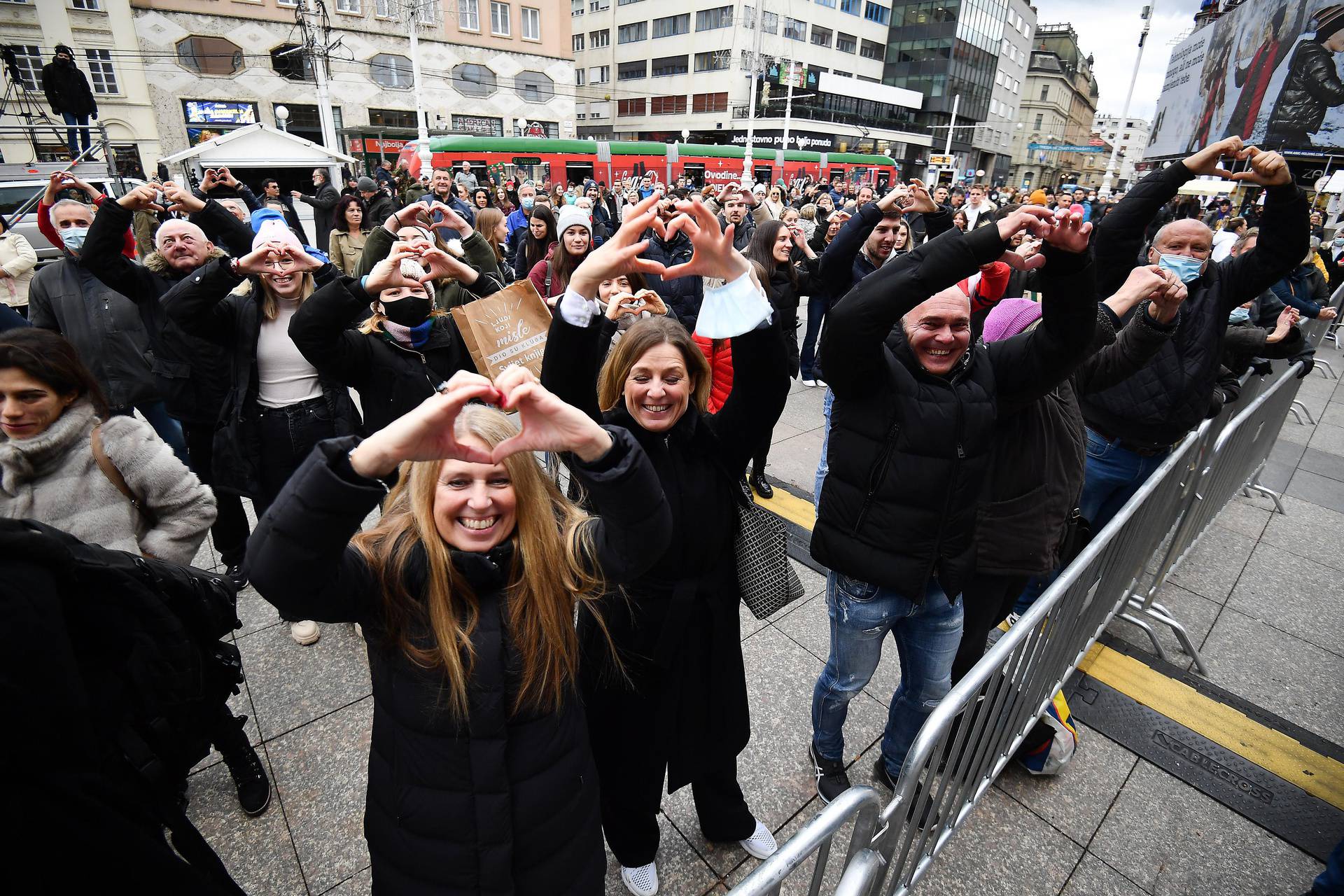 Zagreb: Doček srebrnih tenisača na Trgu bana Jelačića