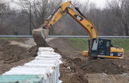 Gradit će nove brane i obnoviti nasipe: 60 mil. eura za zaštitu od poplava kod Siska i Karlovca