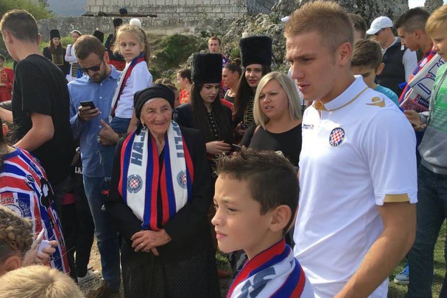 U gostima kod bake napadača Hajduka: Samo da ga ne tuku