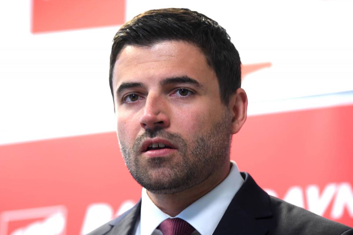 Ovo licemjerje izravno vodi do urušavanja vjere u institucije