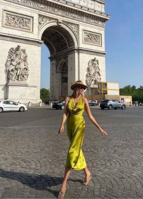 Pecotićeva nova djevojka Silvia prisjetila se ljeta u Parizu i senzualne haljine koju je nosila
