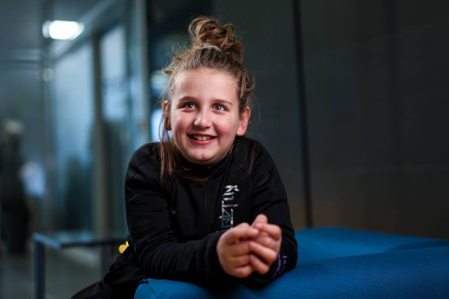 24 SATA Zagreb: Dječak Patrick pušta dugu kosu pa je donira djeci oboljeloj od malignih bolesti