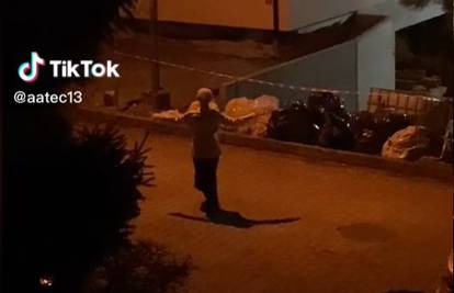 JEZIVI VIDEO U Srbiji je žena plesala kolo na ulici i prijetila nožem: 'Ljudi, budite oprezni!'