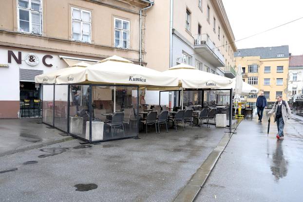 Zagreb: Dolac je jutros pust, prodaja je premještena na Europski trg