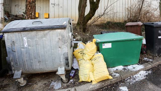 Vlada usvojila novi Zakon: Više ćemo reciklirati, zabranit će se cijeli niz proizvoda od plastike