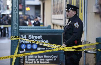 Pucnjava u metrou: Muškarac ubijen, a još dvojica ranjena
