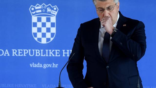 Premijer Plenković ima problema s kašljem zbog klime u automobilu