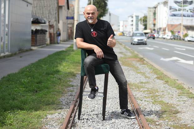 Osijek: Glazbenik Pero Galić