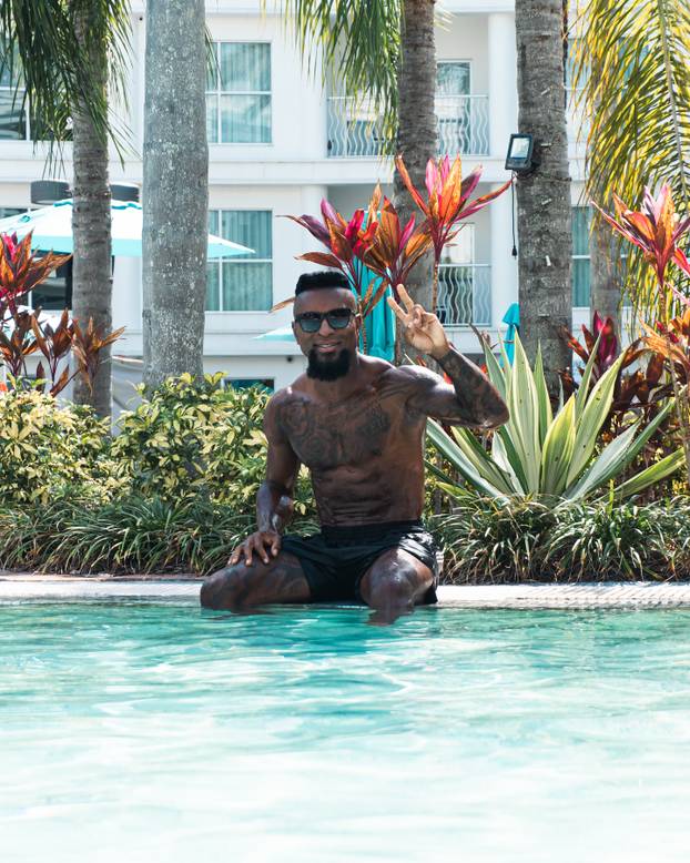 FOTO Bivša ikona Bayerna s 51 na leđima je kao Terminator!