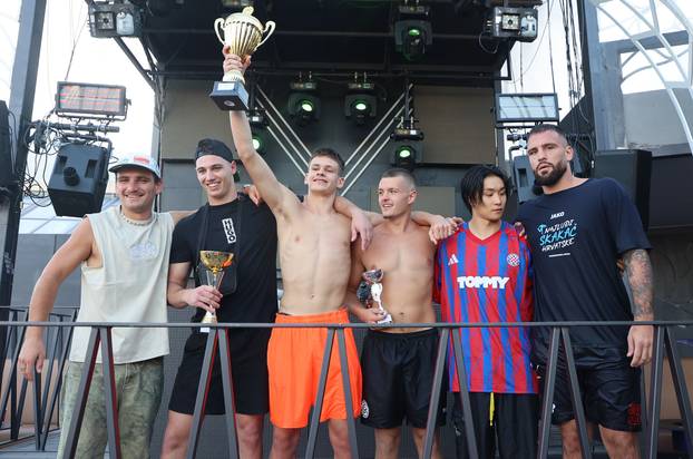 Split: Sportsko-humanitarno natjecanje "Najluđi skakač Hrvatske"