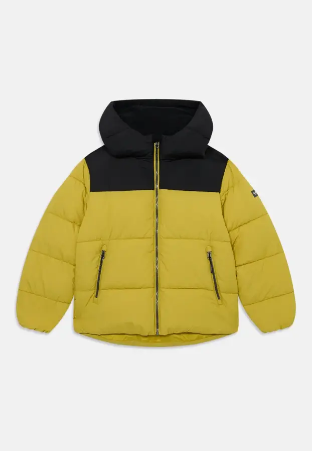 Pregledali smo ponudu! Tople zimske puffer jakne za djecu