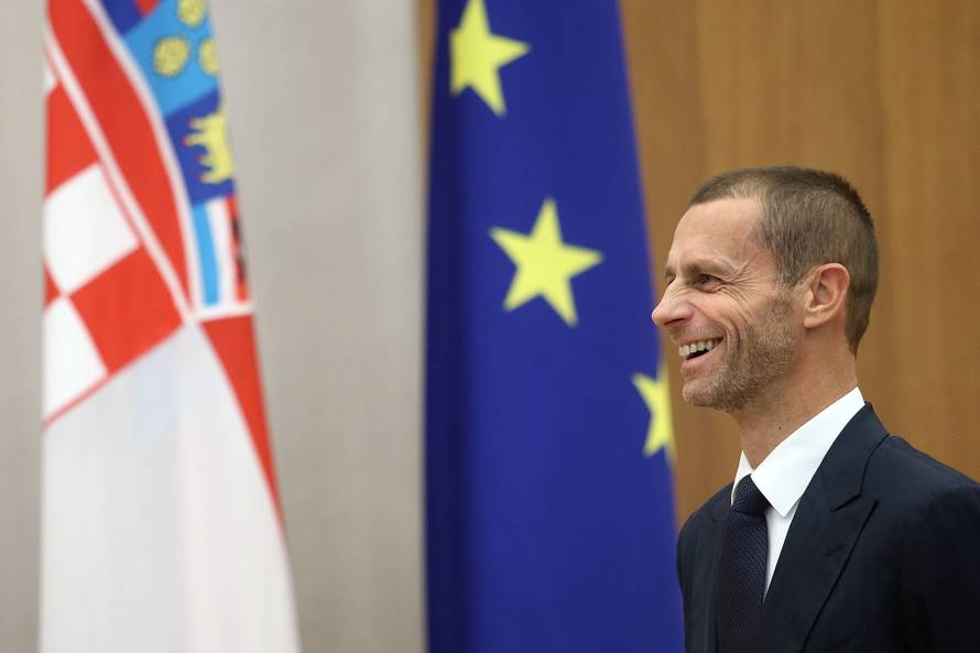 Nogomet ćemo vratiti publici, on se ne igra za ljude u ložama