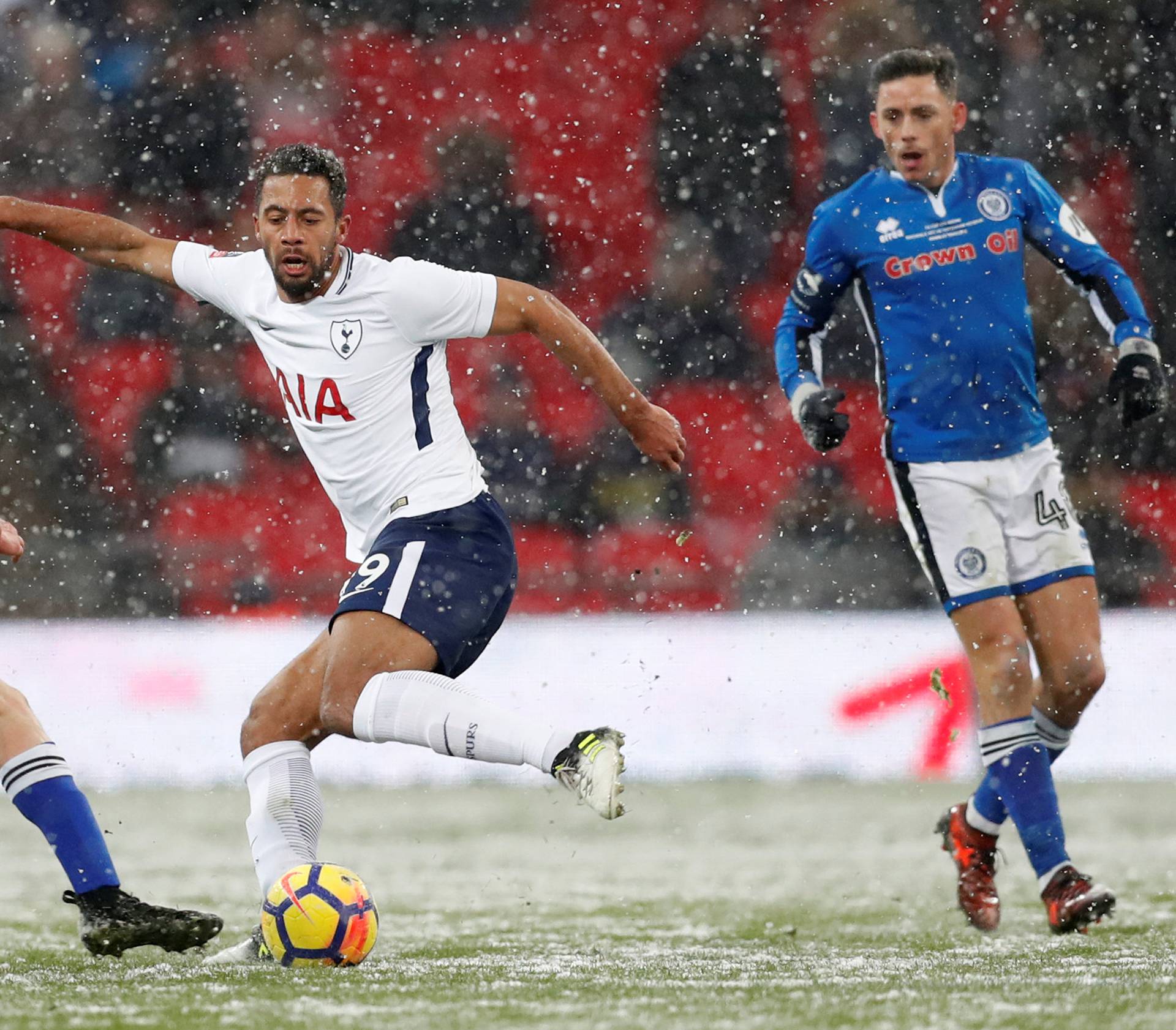 FA Cup Fifth Round Replay - Tottenham Hotspur vs Rochdale