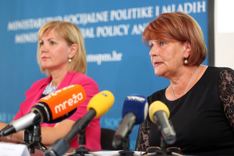 Može li niže? Umjesto o djeci, Šikić je govorila samo o sebi