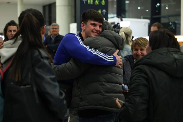 Hrvatski državljani iz Ujedinjenih Arapskih Emiratima sletli su u zracnu luku u Zagrebu 