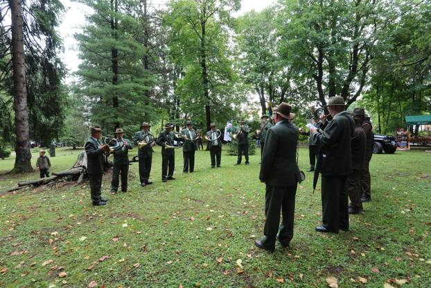 Delnice: 4. Rika fest - Državno prvenstvo u oponašanju rike jelena