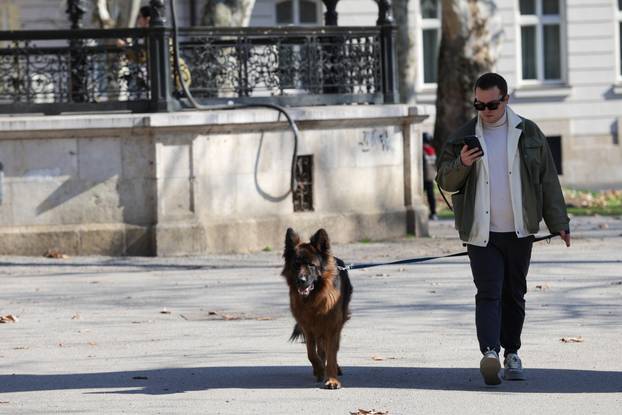 Zagreb: Sunčana nedjelja u centru grada