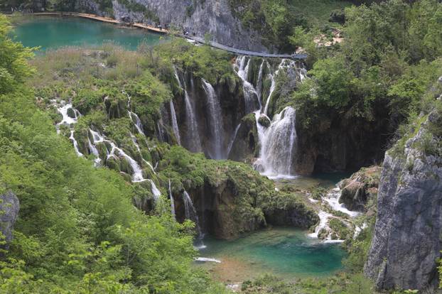 Turisti na Plitvicama