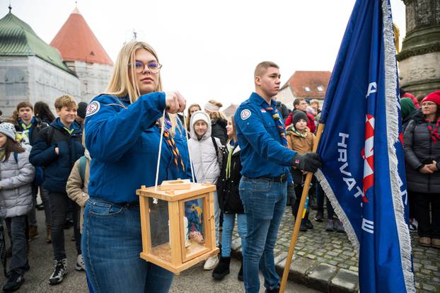 U Zagreb stiglo betlehemsko svjetlo mira