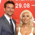 Lady GaGa i Bradley Cooper su nasmijali fanove i postali hit...