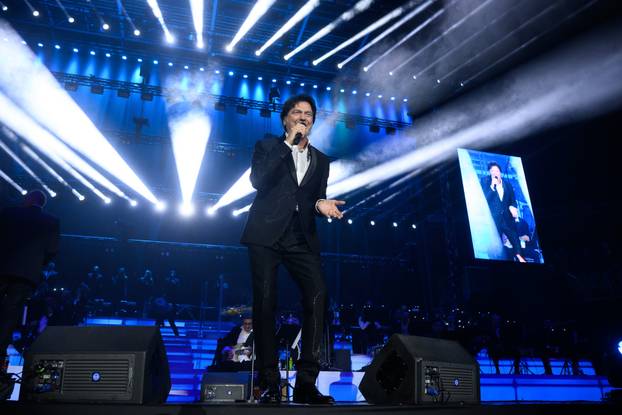 Zdravko Čolić održao je koncert u Areni Zagreb