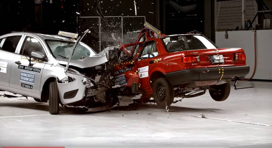 Užasna snimka pokazuje zašto Nissanov auto odlazi u povijest