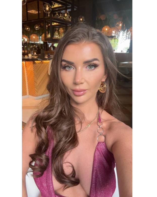 FOTO Zbog fatalne ljepotice je premierligaš dobio nove fanove