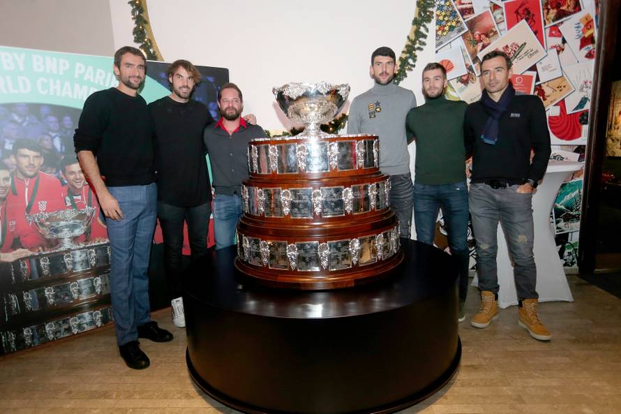 Zagreb: Trofej Davisovog kupa stigao u Hrvatsku i izloÅ¾en je u Muzeju za umjetnost i obrt