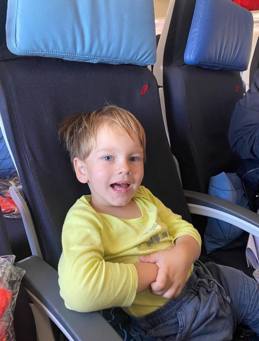 Maleni Šimun (4) otputovao na nove operacije pa tješio obitelj: 'Nemojte plakati, brzo ću doći...'