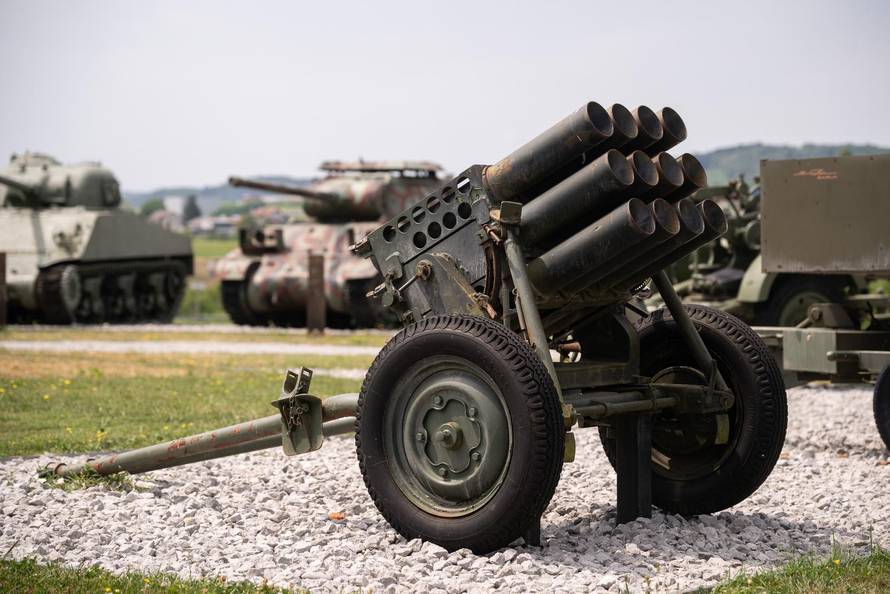 Turanj: Muzej Domovinskog rata Karlovac – Turanj povijesni je muzej o nastanku suvremene Republike Hrvatske i borbi za neovisnost u Domovinskom ratu