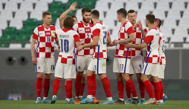 Doha: Prijateljska nogometna utakmica Hrvatska - Slovenija