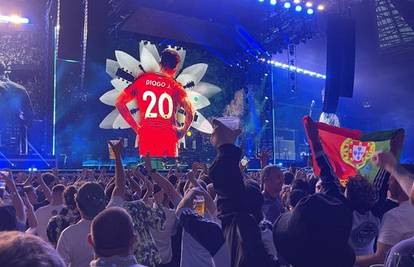 VIDEO Oasis se vratio nakon 16 godina uz emotivnu posvetu tragično preminulom Diogu Joti