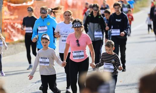 FOTO U Samoboru se utrkivali 'naslijepo' za pomoć slijepima