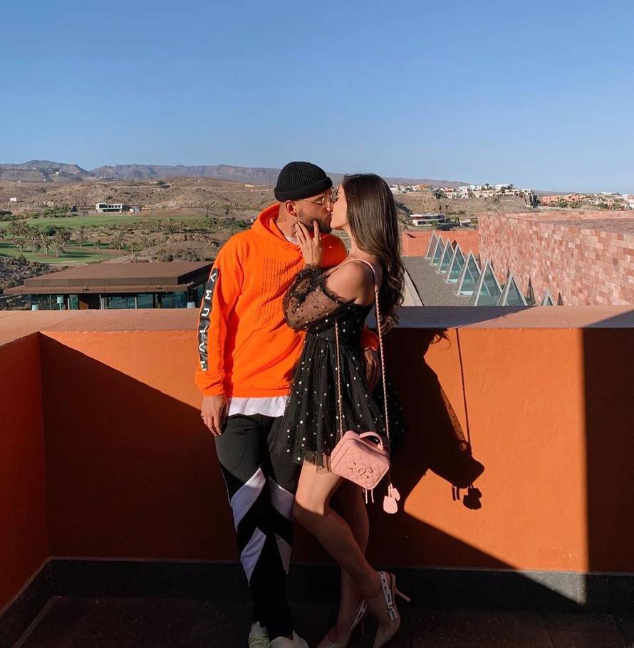 Bujna Hrvatica ljubi Neymara, ali i dalje čuva fotke s bivšim...