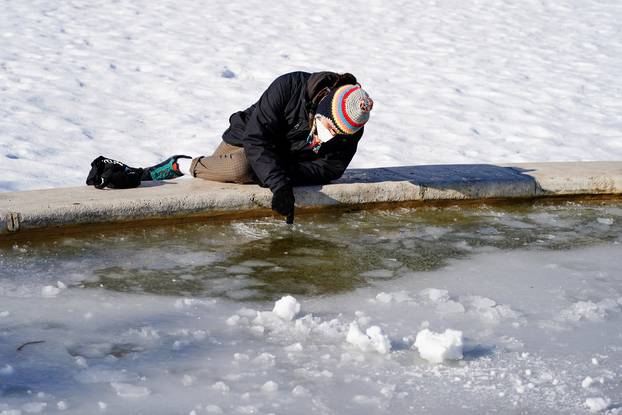 Heavy snowfall in Madrid