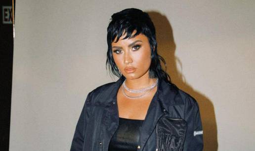 Demi Lovato: 'Veze sa starijima su odvratne. Cure, pazite se'