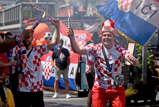 Rotterdam: Navijači u gradu prije utakmice Hrvatske i Nizozemske